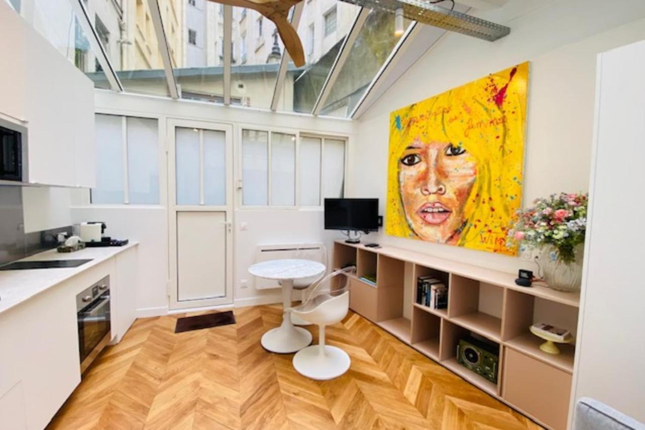 Warm 18M Ideal For Couple In Париж Екстериор снимка